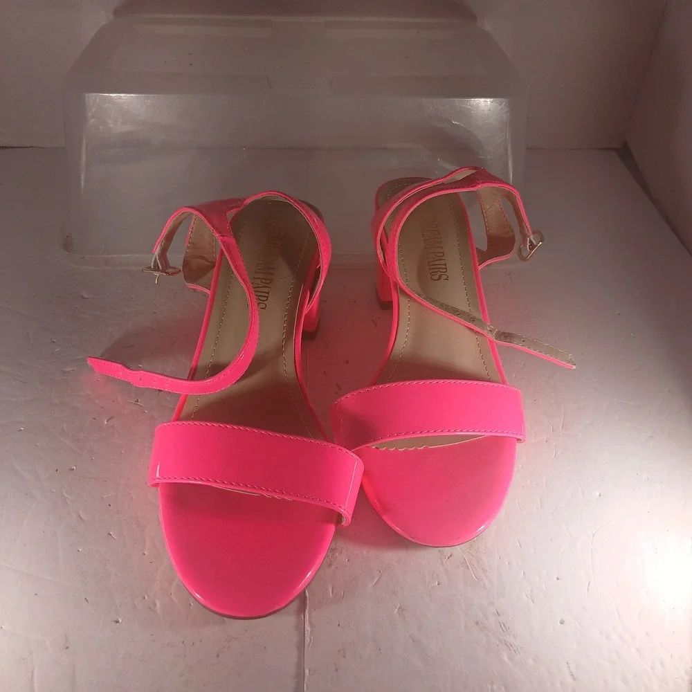 Dream Pairs Block Heel Sandals 7.5 Neon Pink Patent Barbiecore Low Heel